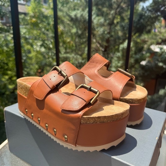 NWT Free People Rule Breaker Platform Sandals Brown Leather Studded Flatform 37 - Picture 3 of 15